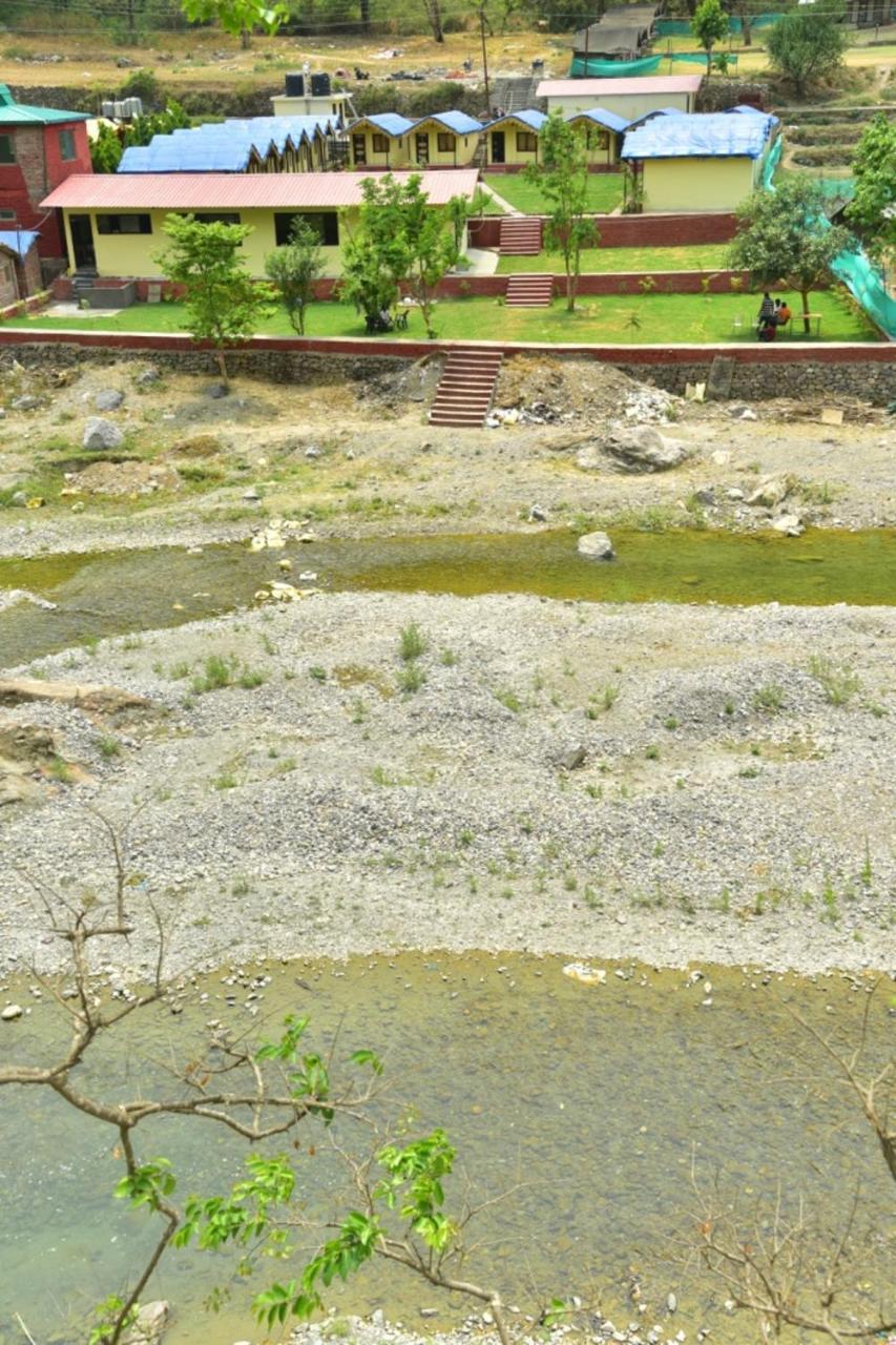 Garud Chatti River Resort Rishīkesh Eksteriør billede